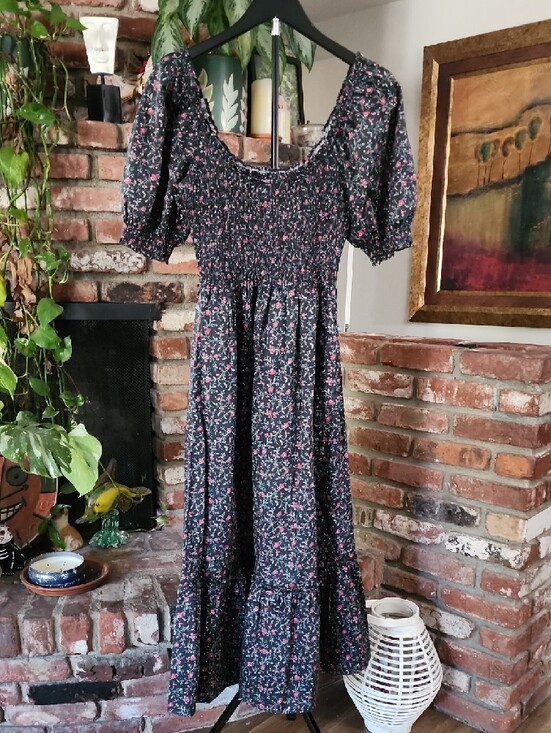 Hill House Dresses & Skirts - Hill House Home Louisa Nap Dress Florentine Ditsy Forest Floral Smocked Midi